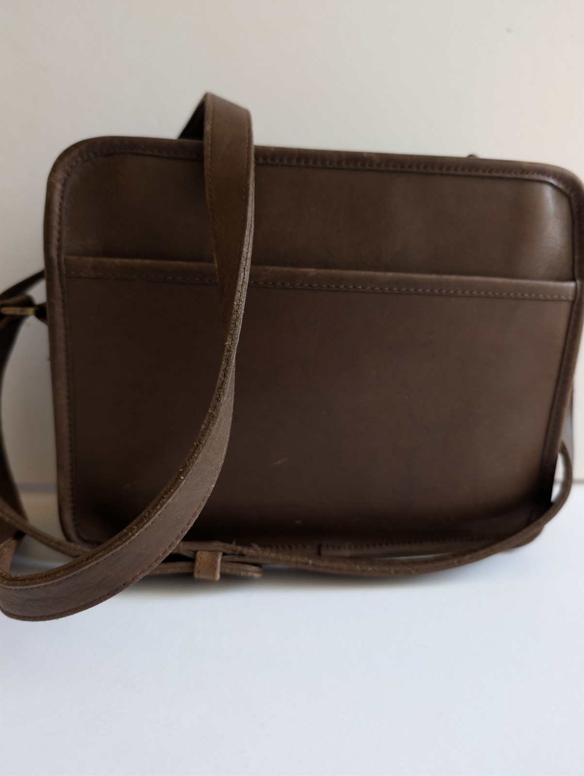 Coach Vintage Solid Crossbody Saddle Bag Zip Detachable Strap Brass Hardware NYC