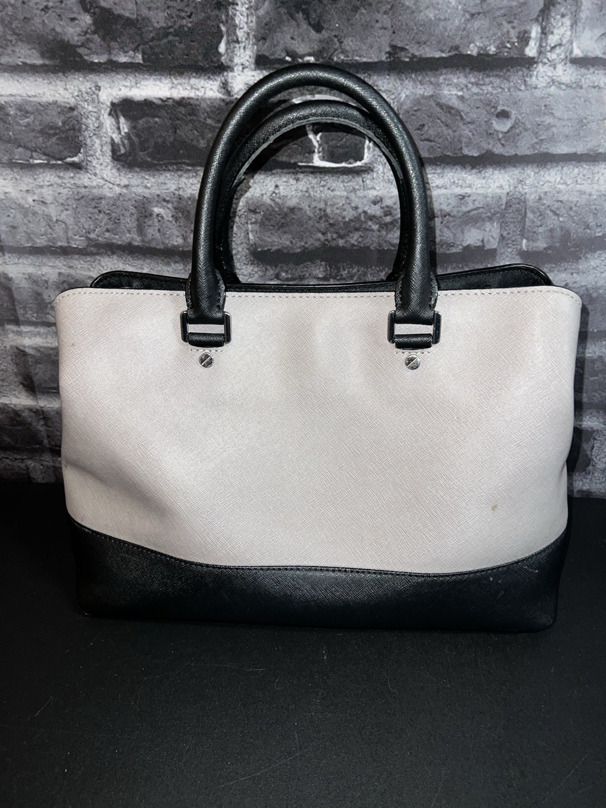 Michael Kors Savannah Large Satchel Grey/Black Womans Purse Handbag