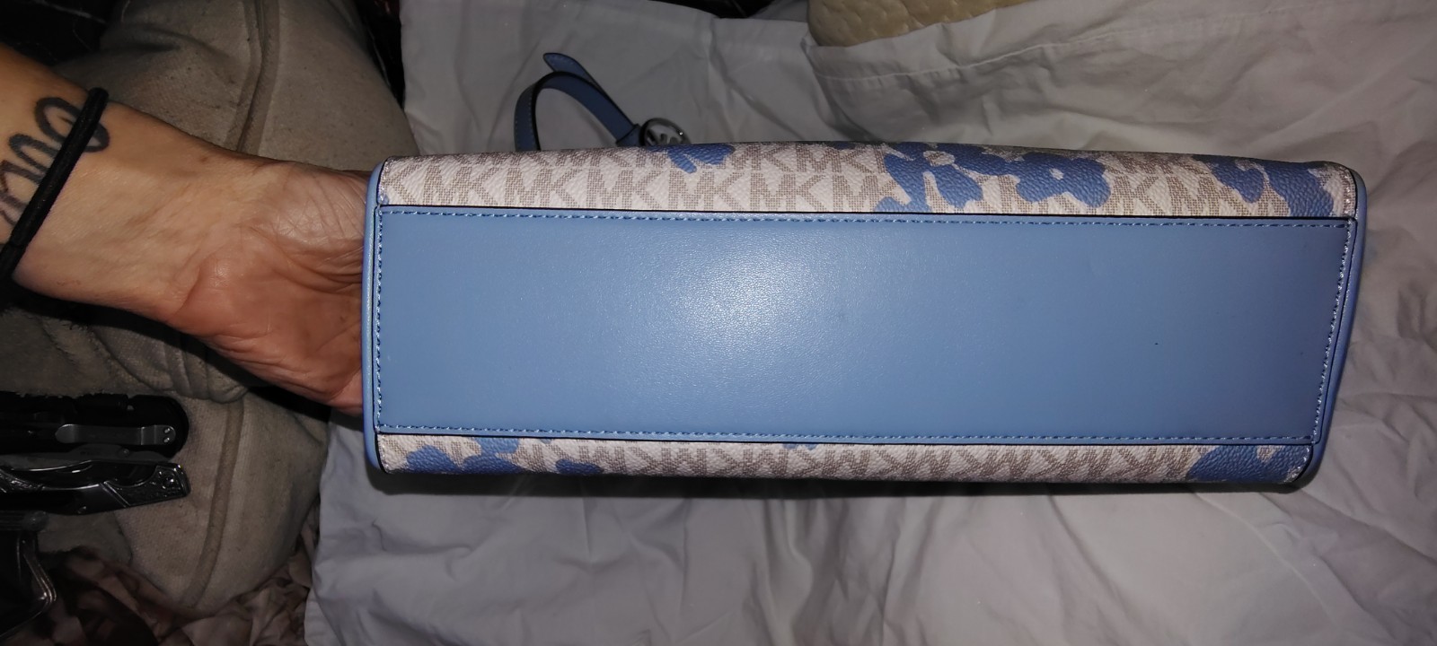 Michael Kors Monogram Satchel Top Handle Bag Blue/Beige Zip w Adjustable Strap
