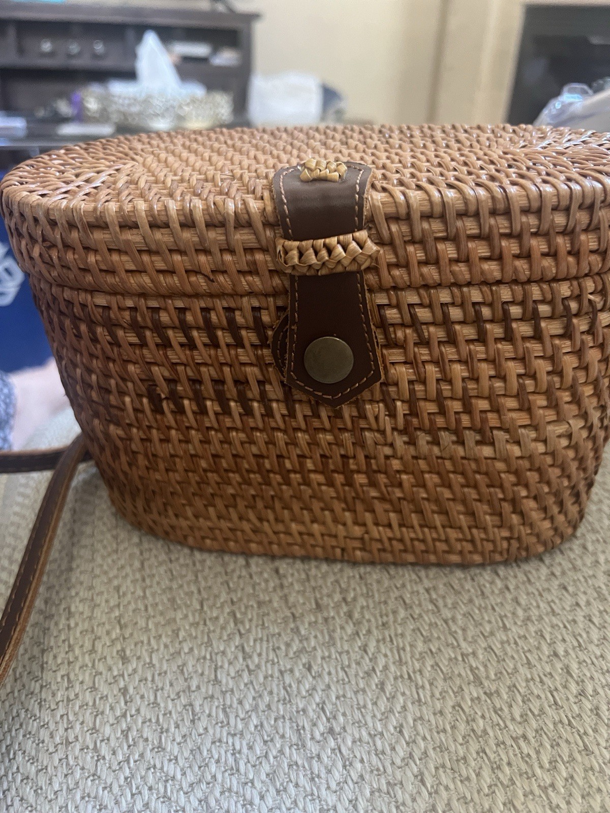 Women’s Small Brown Wicker Basket Crossbody w/ Blue Gingham Lining Snap