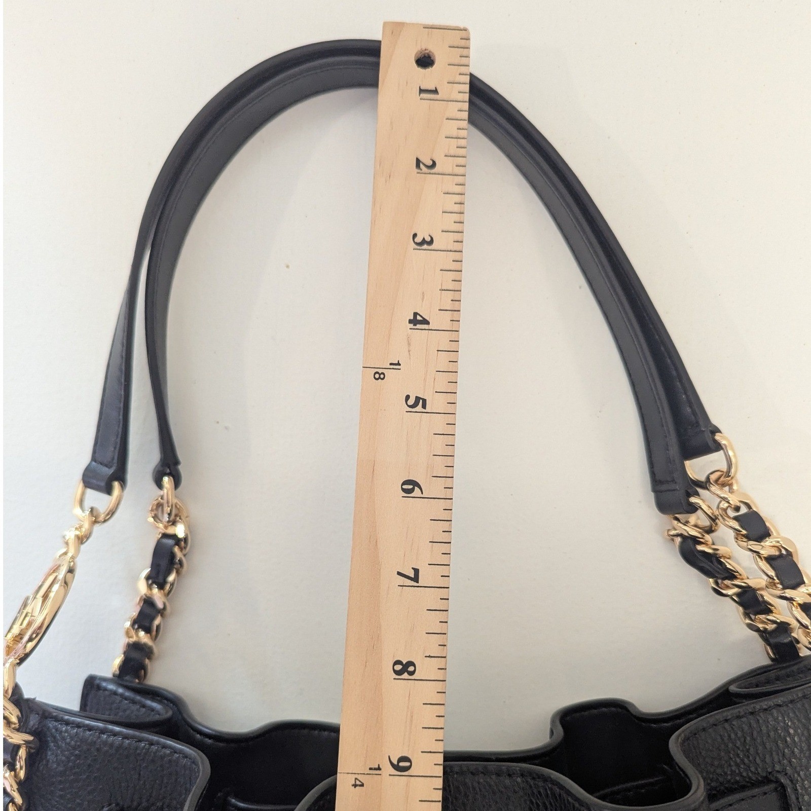 Michael Kors Mina Black Leather Chain Shoulder Bag Satchel Structured Classic