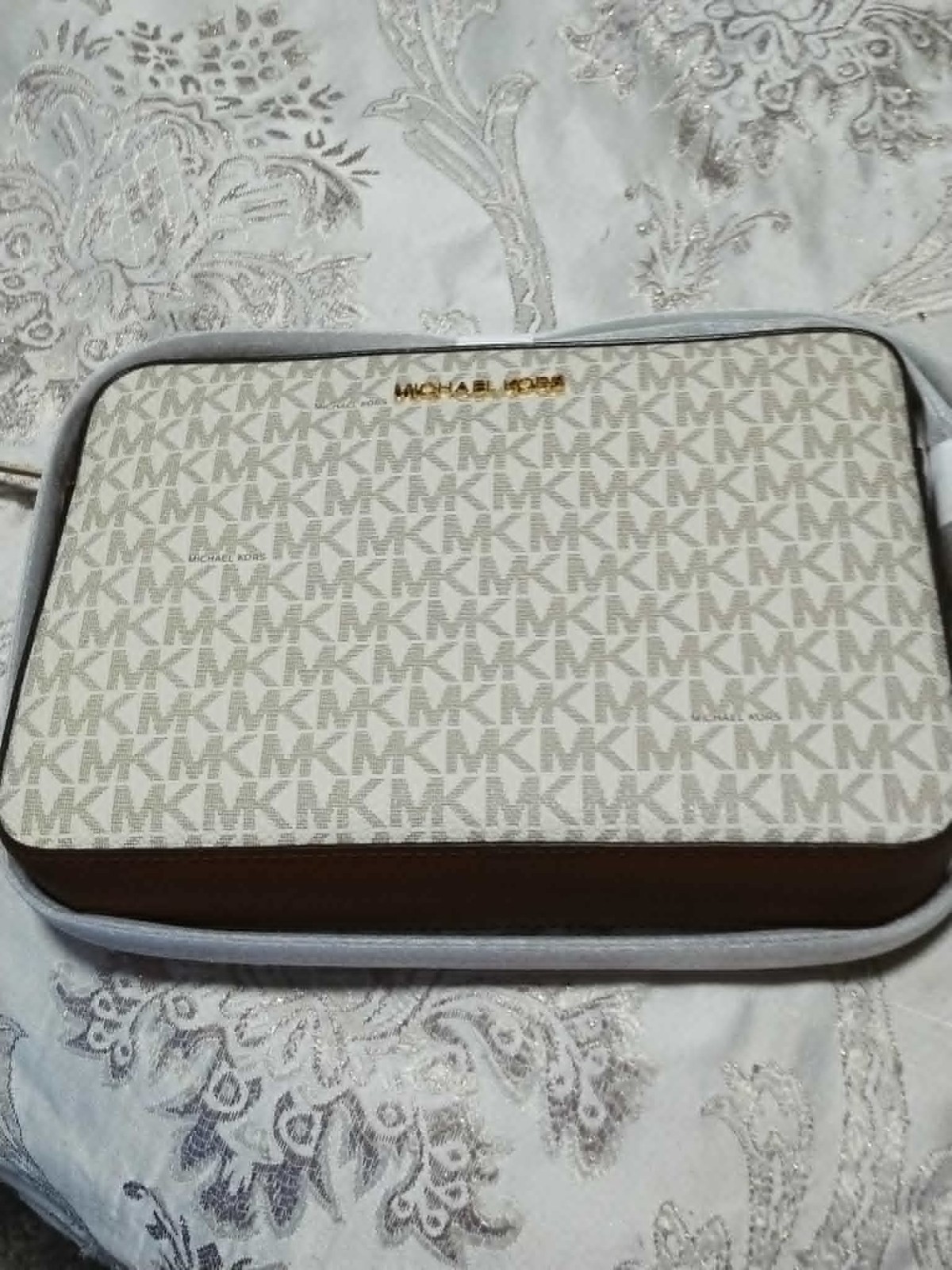 Michael Kors Large Crossbody Bag Purse Vanilla NWT $ 258 Jet Set
