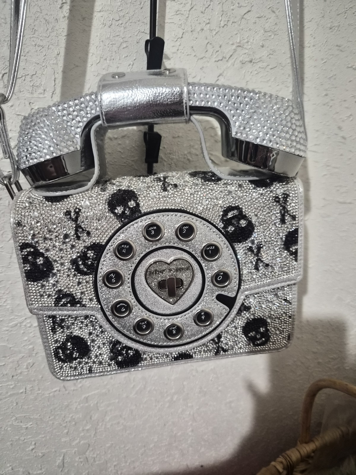 Betsy Johnson Silver Skull Bluetooth Phone Purse