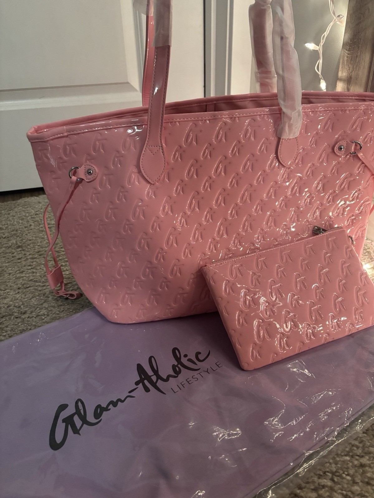 BRAND NEW GLAMAHOLIC PASTEL PINK MONOGRAM GLAM TOTE WITH WRISTLET