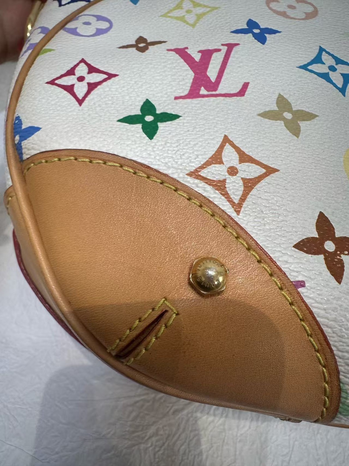 Louis Vuitton Multicolore Greta White Canvas Shoulder Bag Gold Hardware Auth