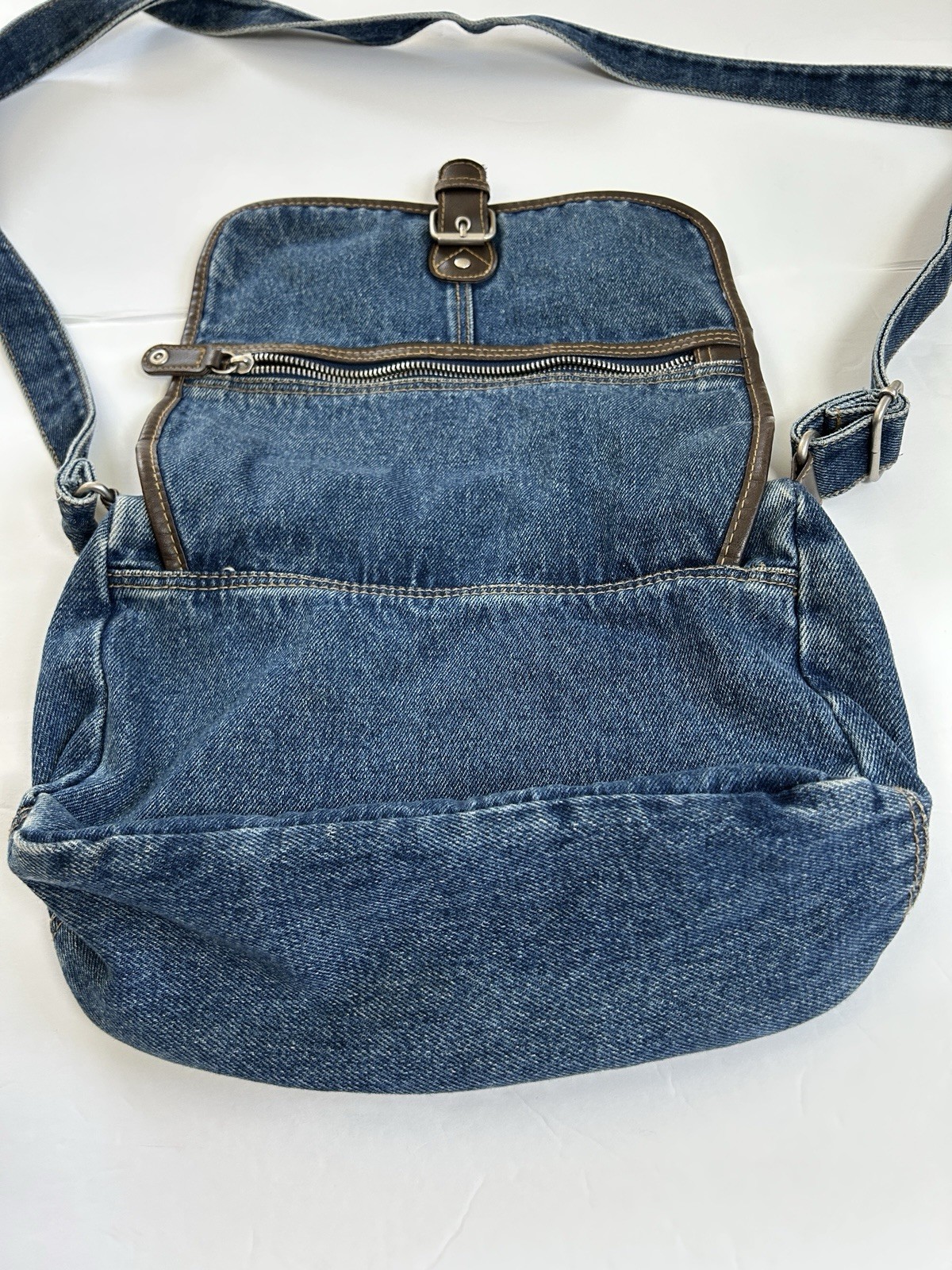 Blue Denim Boho Purse Bag W/ Zipper & Faux Leather Trim Accents