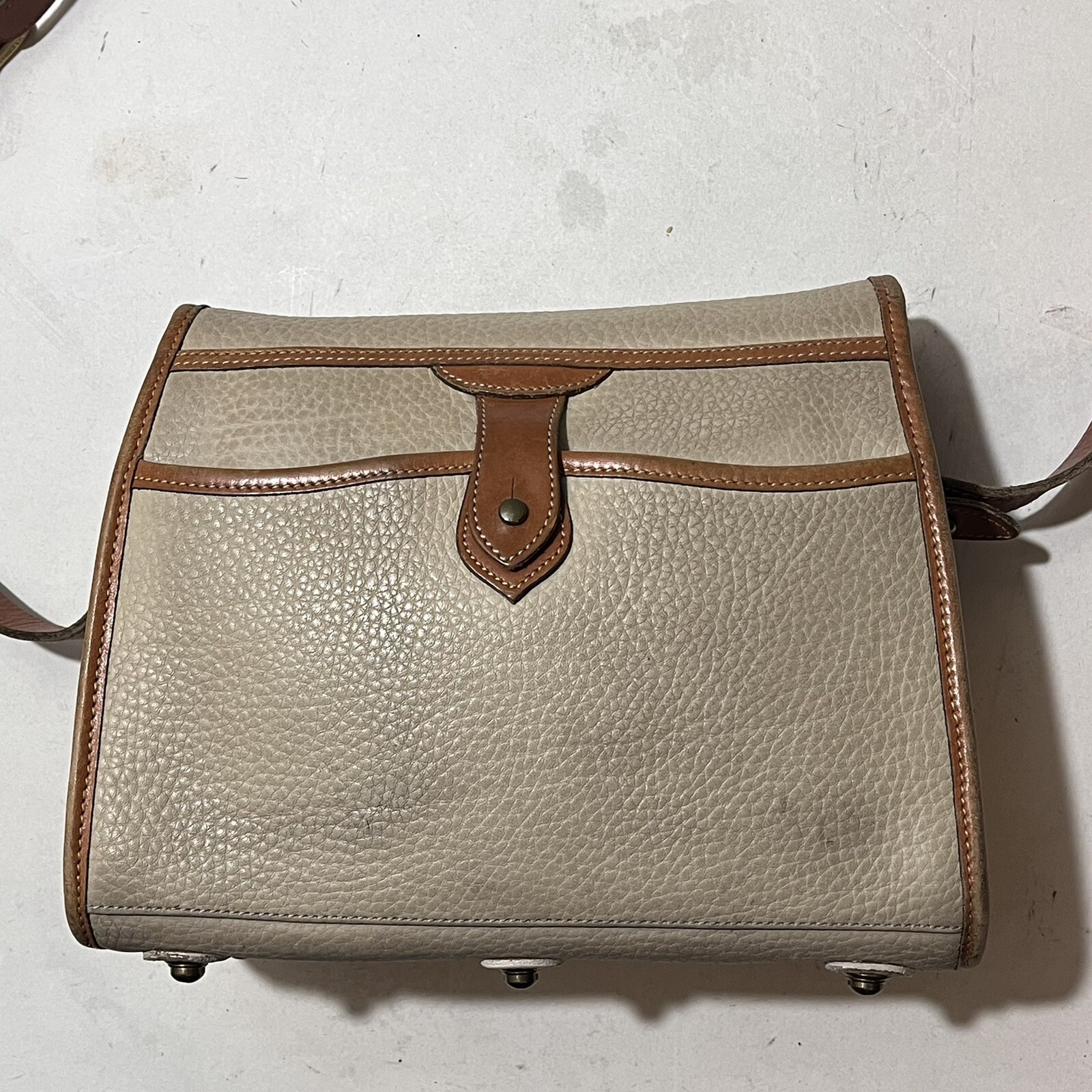 Vintage Dooney & Bourke Purse R25 Medium Essex Bone British Tan Leather