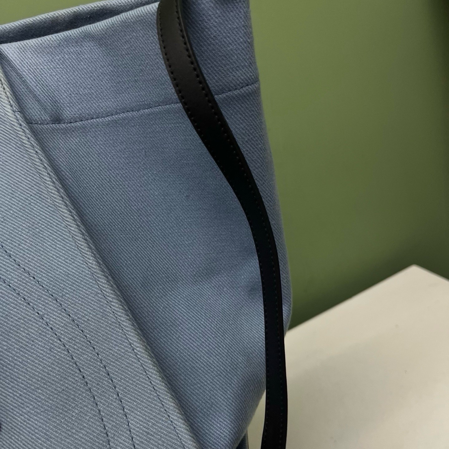 Celine Pre-Owned Authentic Tote 30*28*24 Free Tracked Shipping