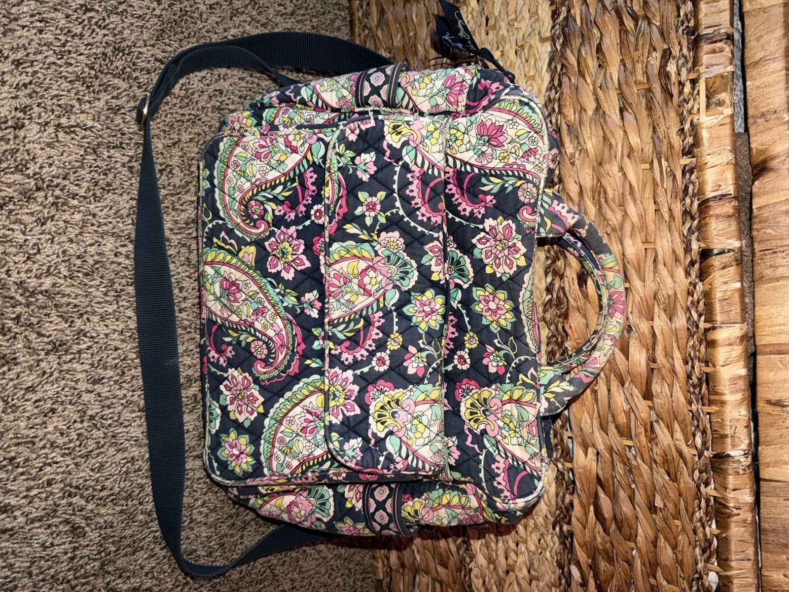 Vera Bradley Multicolor Paisley Diaper Bag Zip Top Detachable Strap.