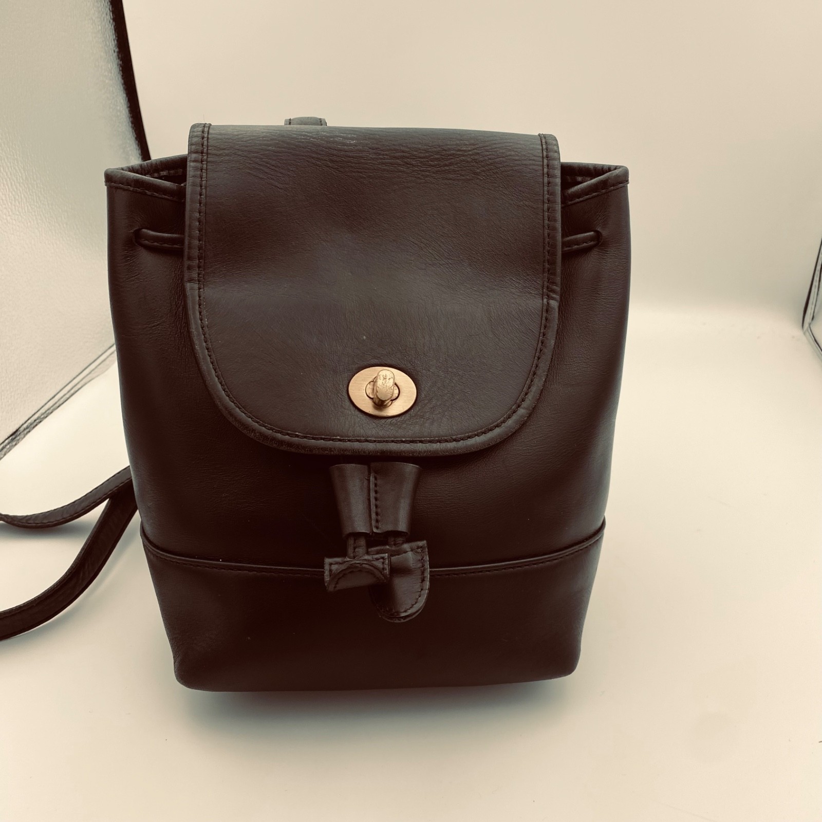 COACH 9960 Vintage Day Pack Black Glove-Tanned Leather Backpack Rare 90s