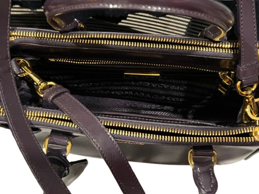 Prada Galleria Medium Saffiano Leather Top Handle Bag in PURPLE X211 26.04.11