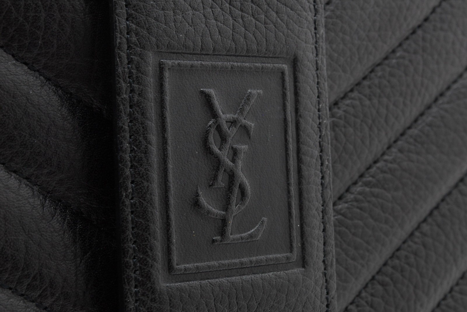 Yves Saint Laurent YSL Black Chevron Leather Clutch Bag Vintage Envelope Pouch