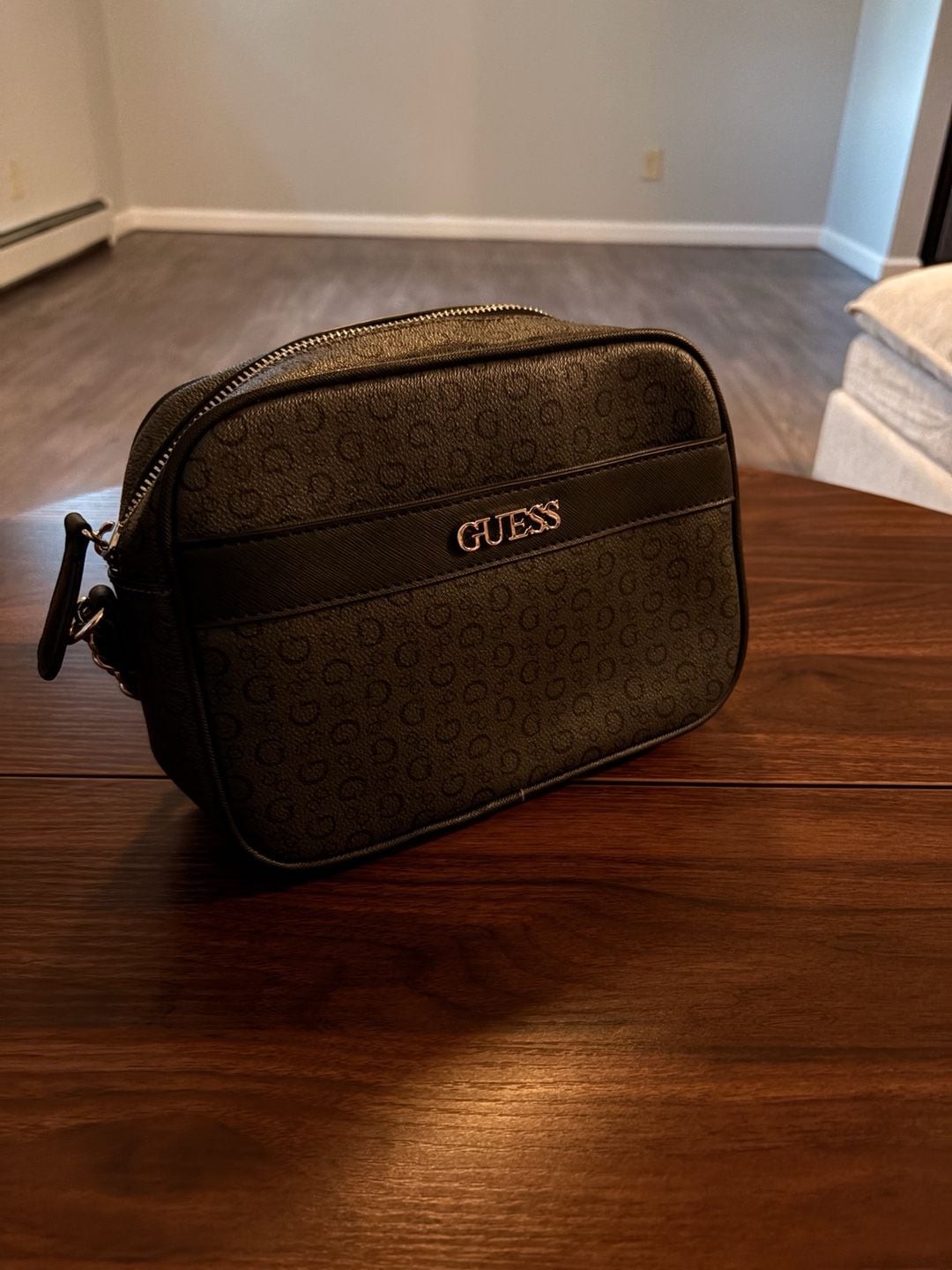 GUESS Nemy Logo Print Mini Camera Crossbody Bag in Grey