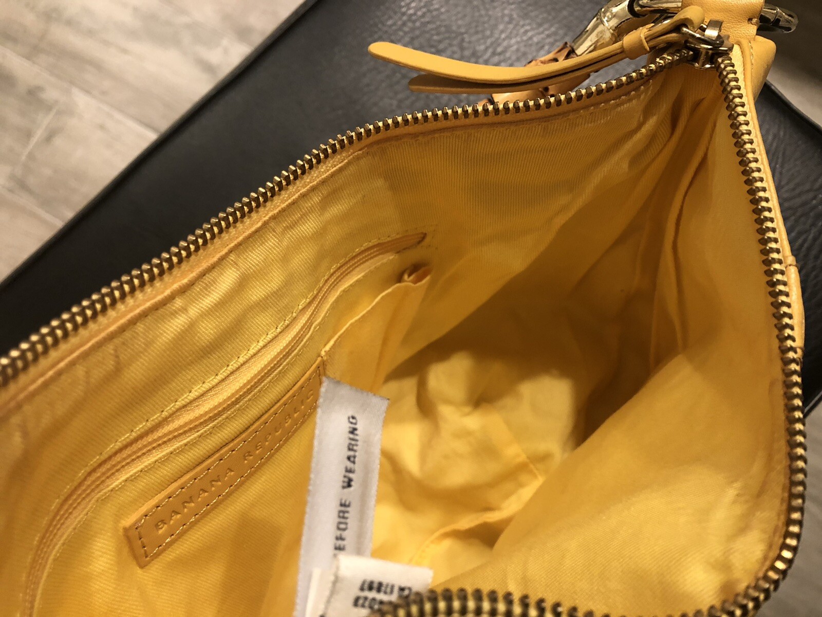 Banana Republic Yellow Genuine Cow Leather Purse – Bamboo Handle (Broken Lock)