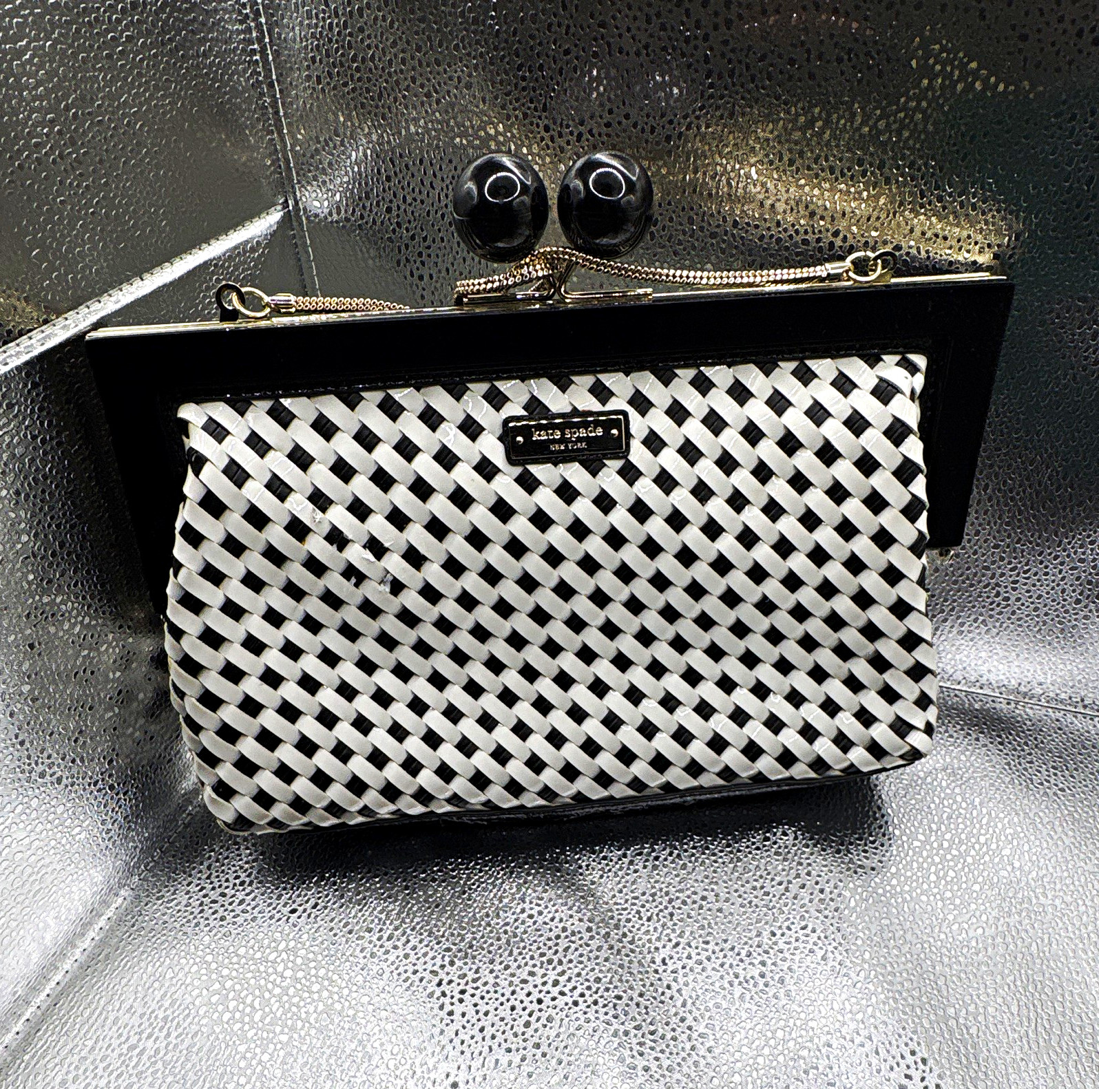 kate spade new york Black/White Woven Clasp Clutch Detachable Chain Strap