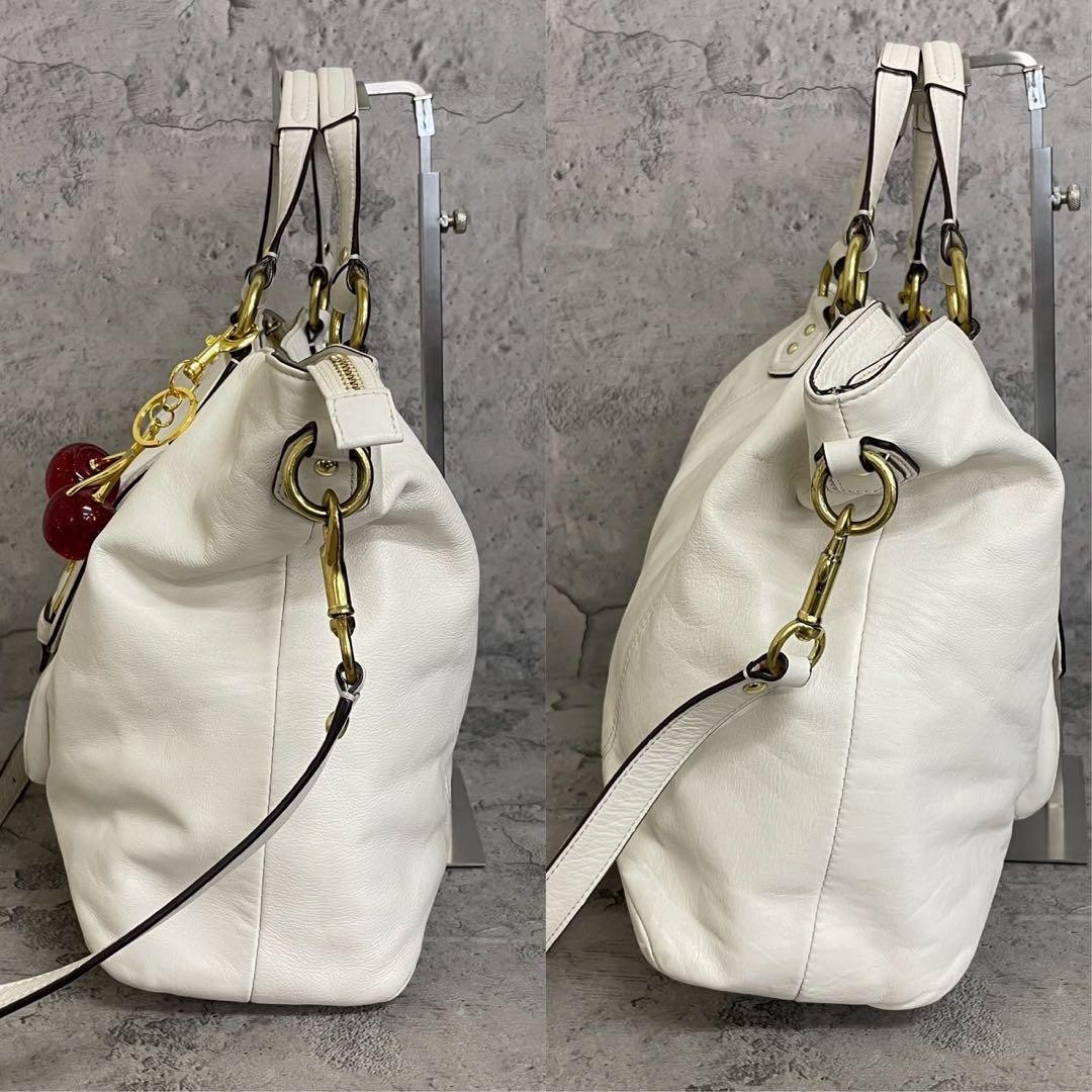 COACH Y2K Soho White 2way Shoulder Bag