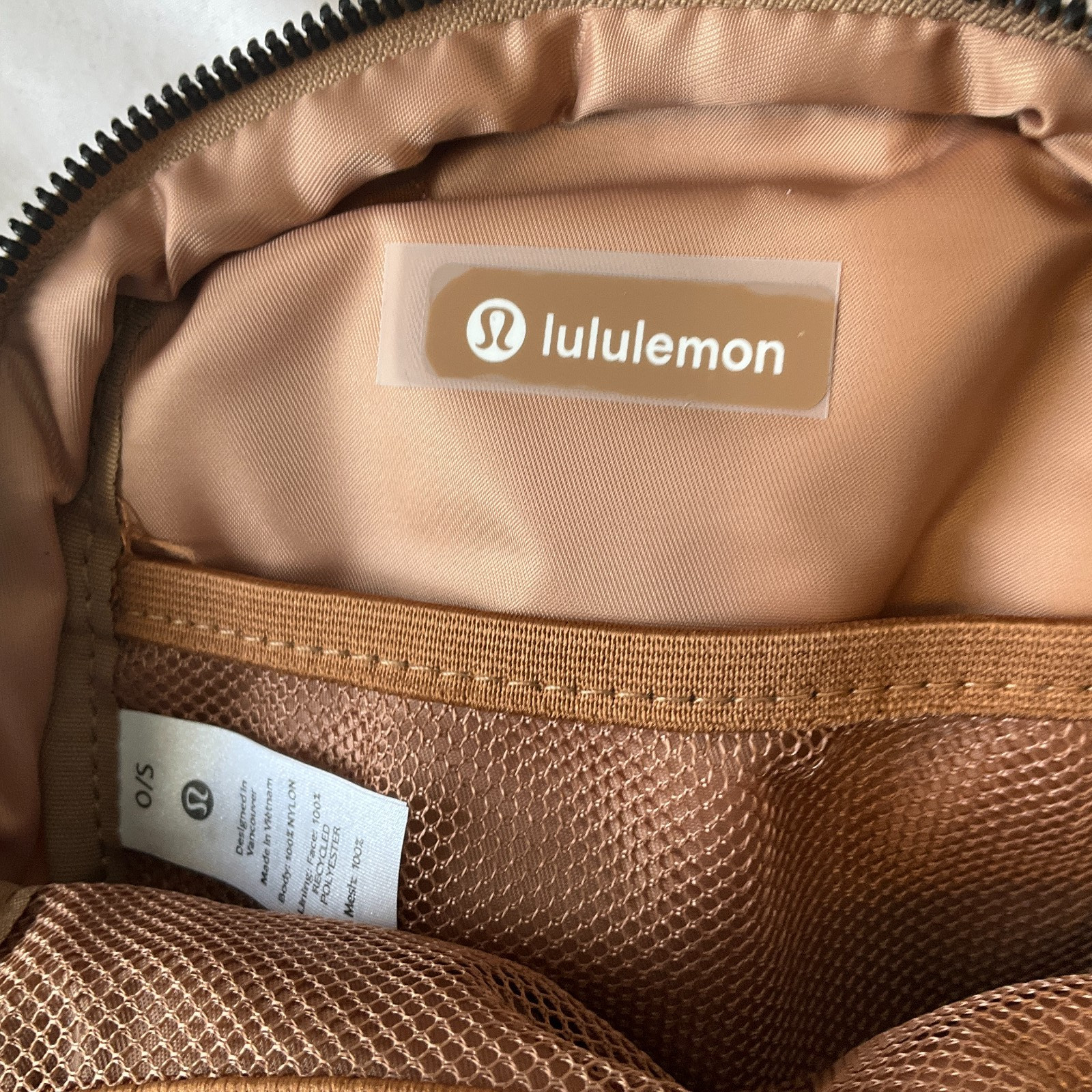 Lululemon Everywhere Small Sling Bag One Size Brown Zip