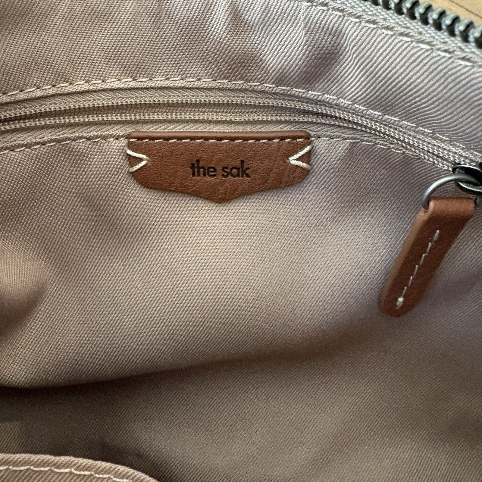 The Sak Tess Sand Ivory Cream Moon Leather Shoulder Bag Adjustable Strap NWOT