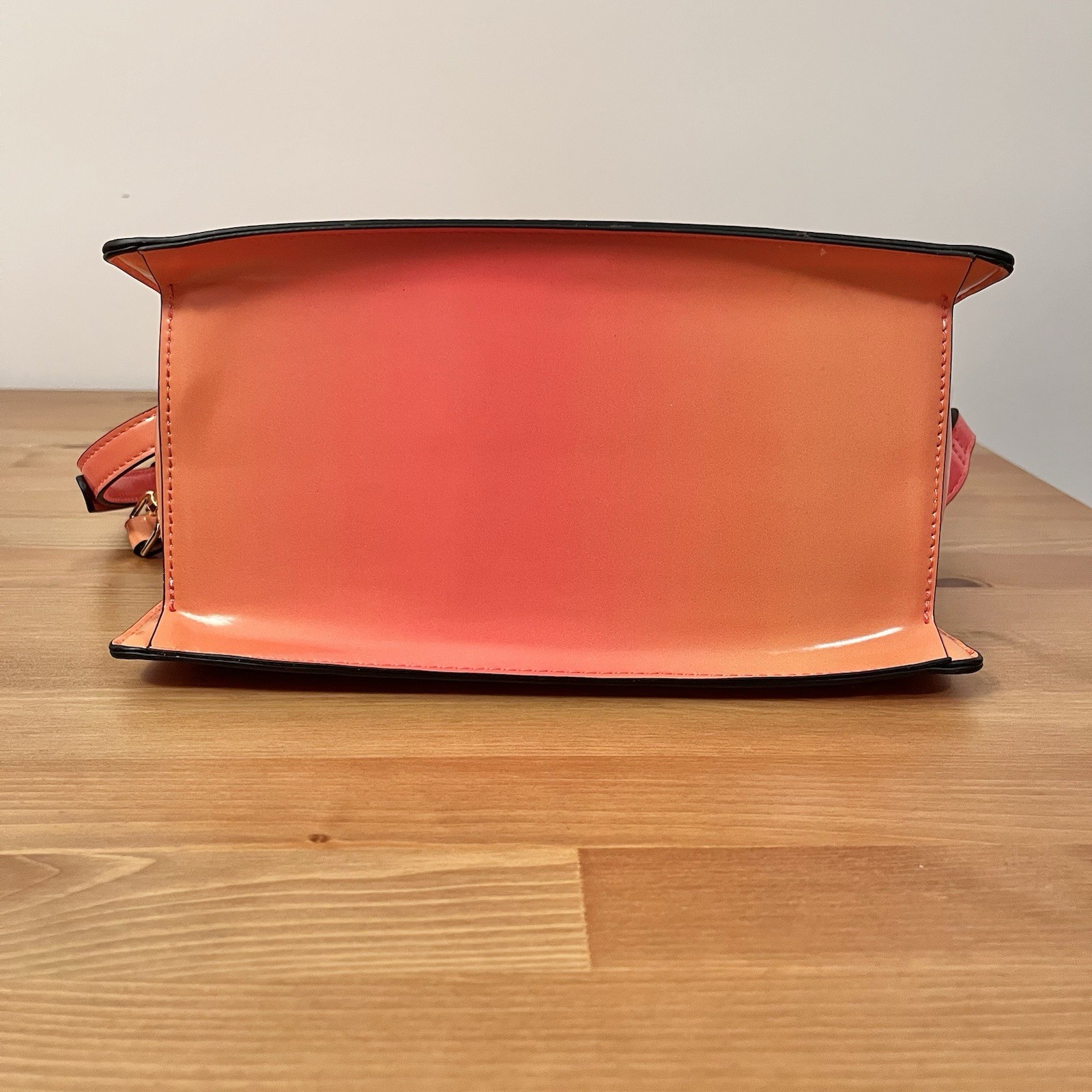 Steve Madden Bevie Orange Red Ombre Gradient Crossbody Bag NWT