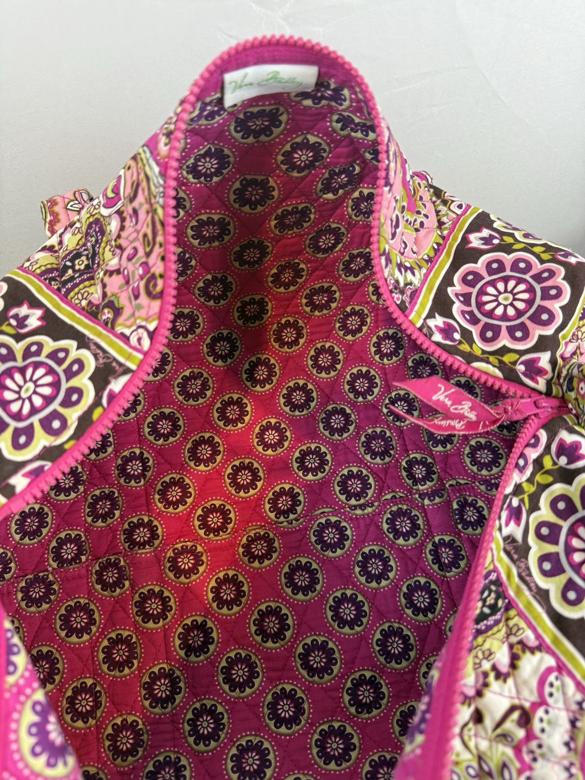 Vera Bradley Small Duffle “Very Berry Paisley” *** Retired *** EUC!