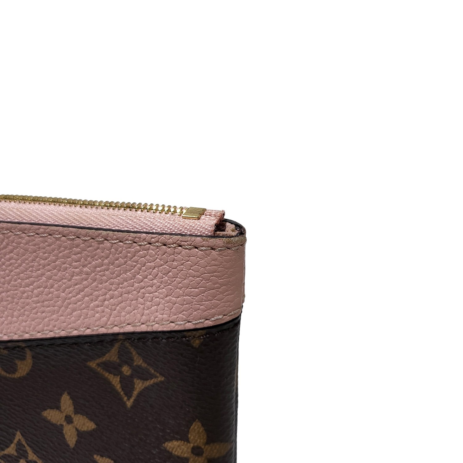 Louis Vuitton M62942 Monogram Rose Daily Clutch