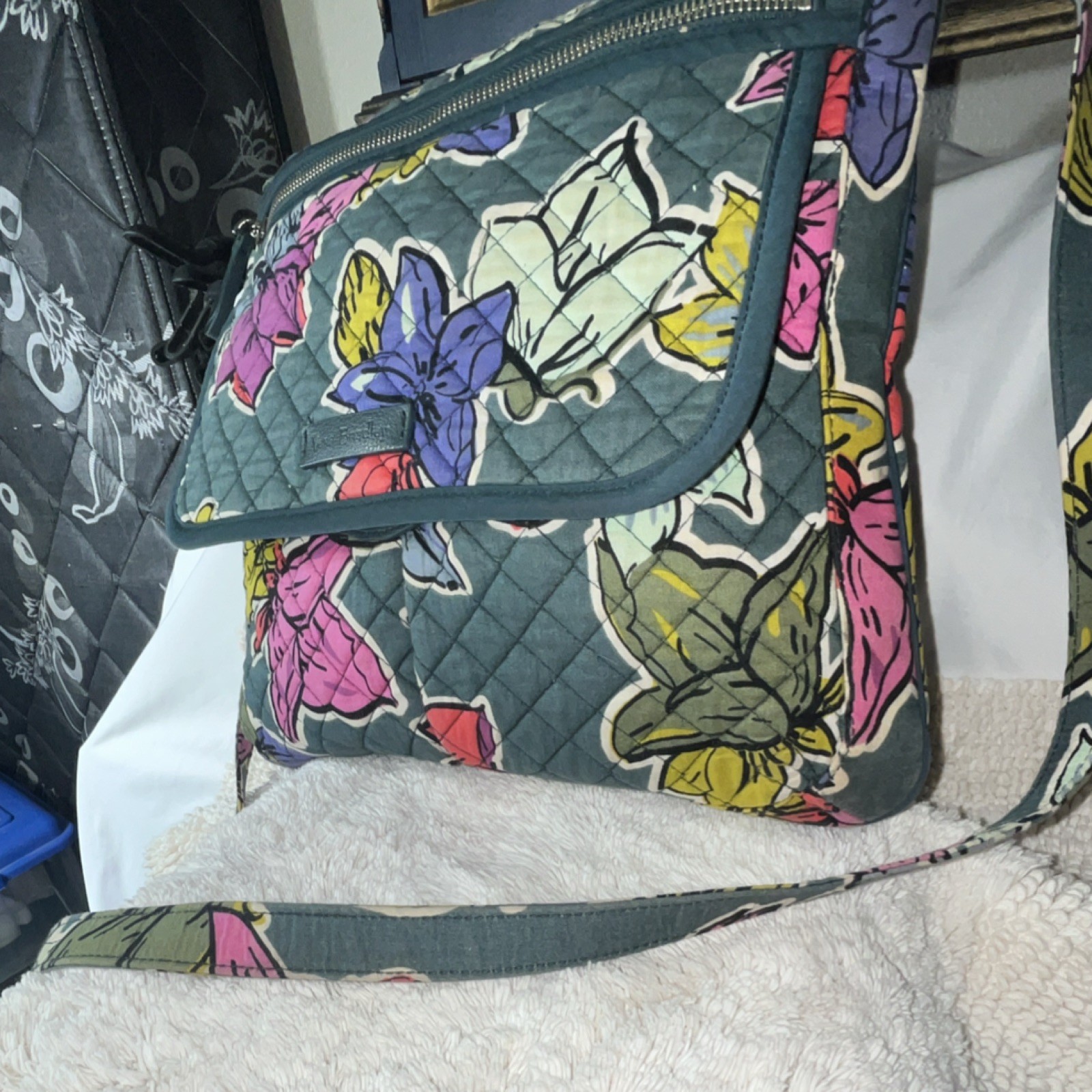 Vera Bradley Teal Multicolor Quilted Floral Shoulder Bag Adjustable Strap