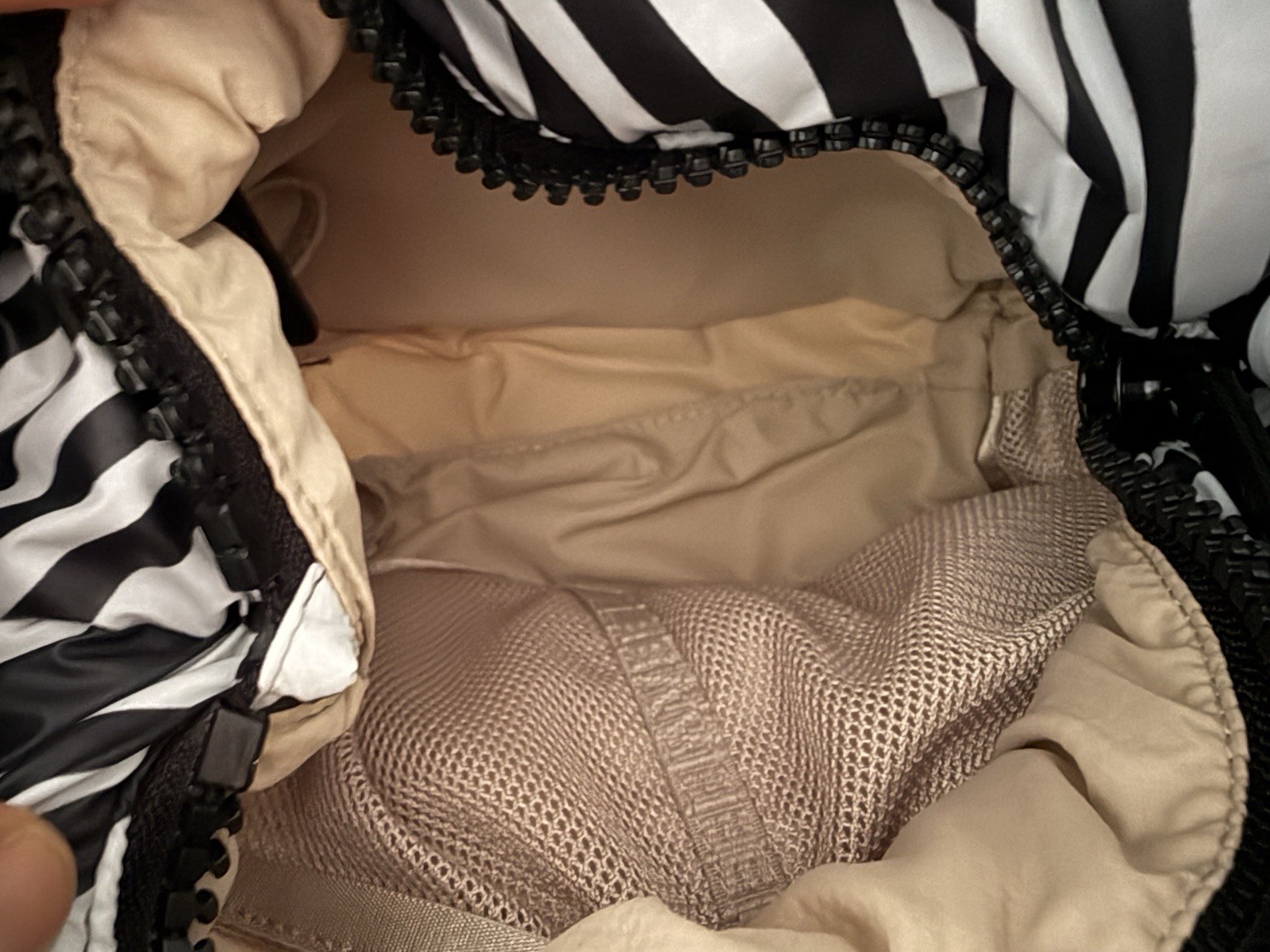 NWOT VEE COLLECTIVE Porter Mini Tote Bag Crossbody Handbag/Zebra Print