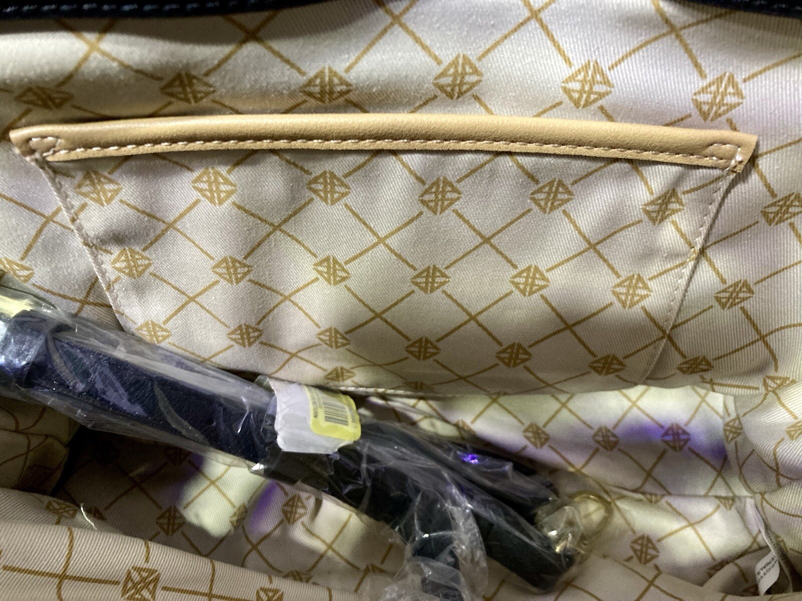 NWT – Antonio Melani Purse Jute Beige And Black Expandable Shoulder Or Crossbody