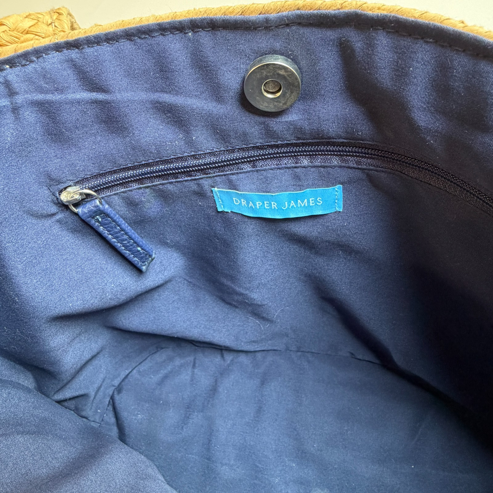 Draper James Straw Tote Bag Natural Woven Beach Bag Snap Closure Blue Lining