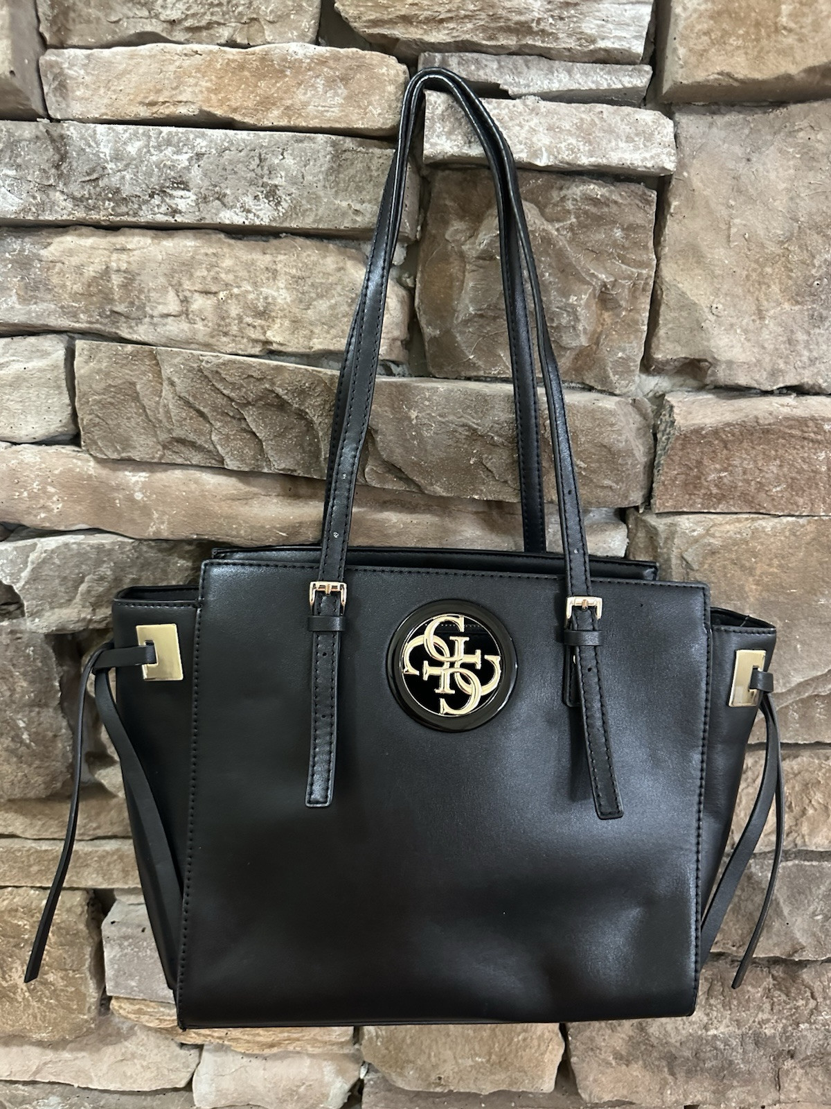 Guess Rodeo Black Shoulder Bag Handbag 100% PU Polyurethane
