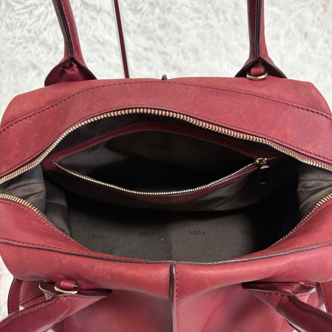Tod’s D Styling Red Leather 2Way Tote Bag Shoulder Handbag Gold HW 2Way Strap