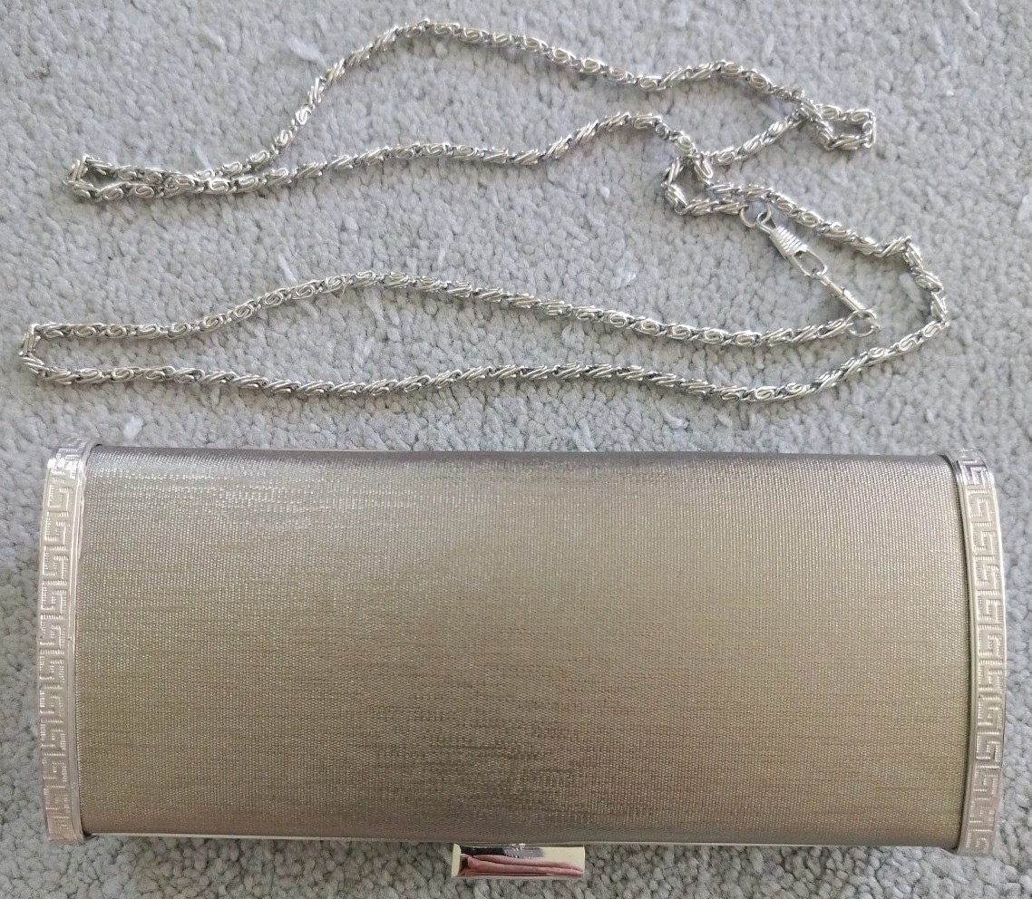 Sasha Handmade In China Mini Purse Hard Case Wallet 7.75″x3.5″