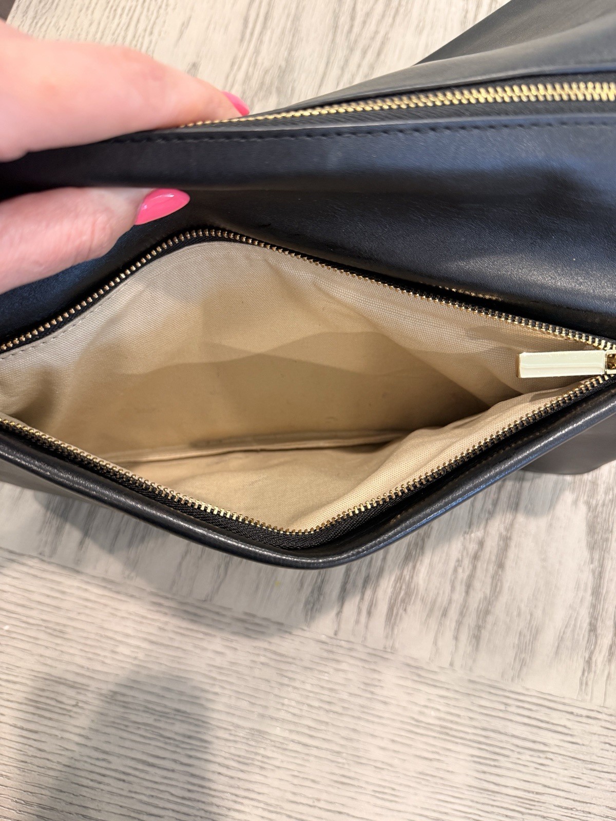 Tory Burch Bombe Reva Leather Clutch / Shoulder