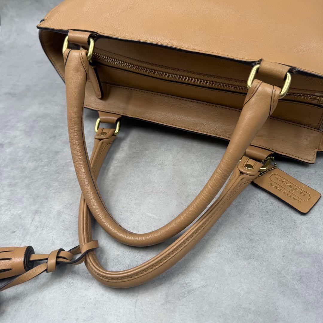 Coach Fringed Leather Kiss Lock Handbag Light Brown Width 42cm Height 19cm Rare
