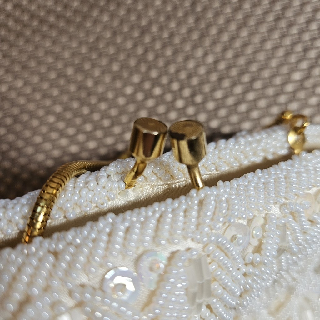 Vintage La Regal by Diga Beaded Sequined Glamorous Handbag Gold Chain 1950’s