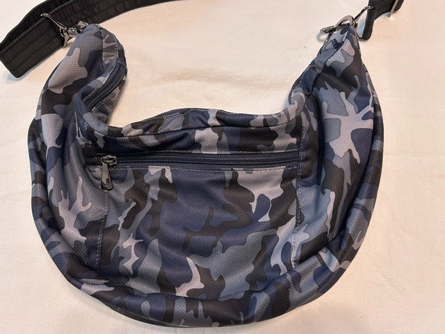 Lug Boomerang Freestyle Charcoal Gray Camo Sling Crossbody Travel Bag