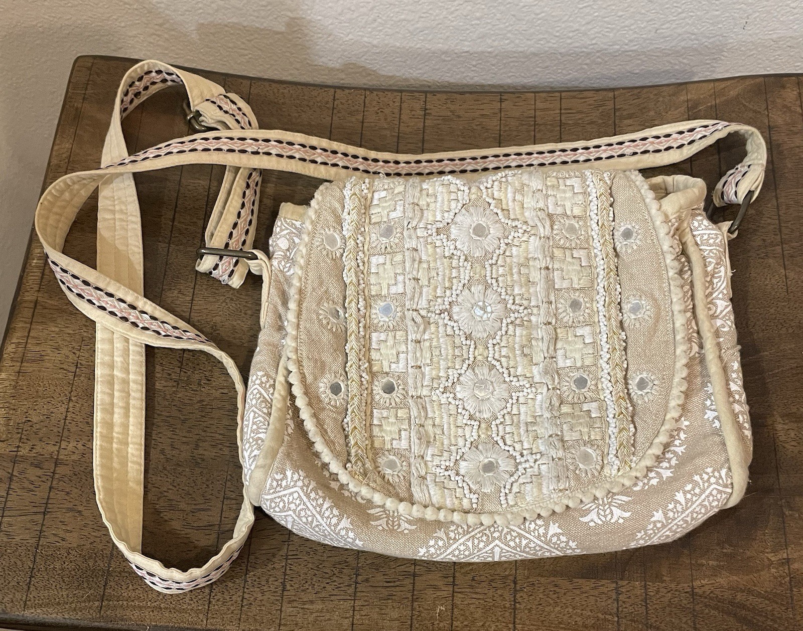 2CHIC Crossbody 100% Cotton Bag Bohemian Sequin Beaded Purse Embroidered Beige