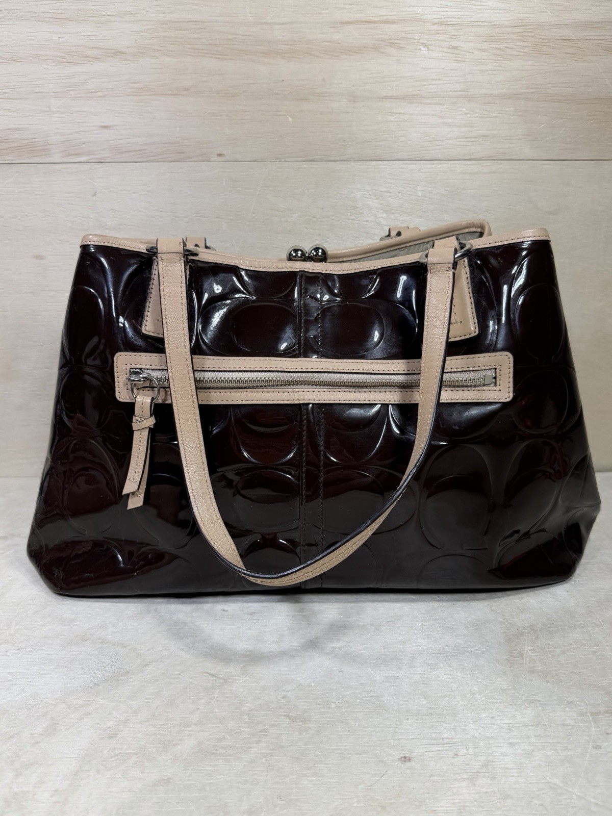 Coach Peyton Embossed Patent Leather Kiss-Lock Tote F25487 Brown Tan Trim Rare