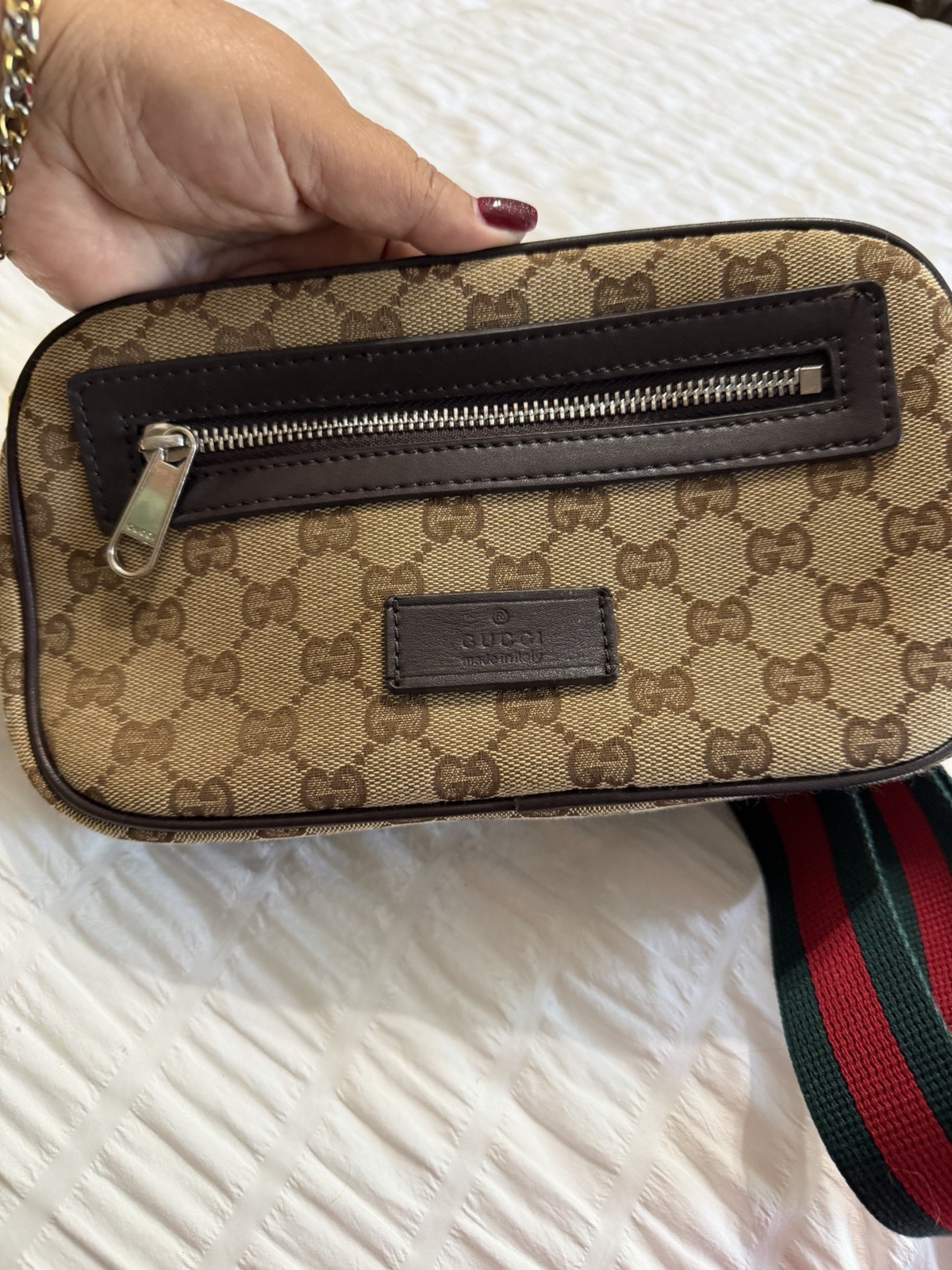 Gucci GG Supreme Beige Belt Bag with Green Red Web Strap & Zip Closure