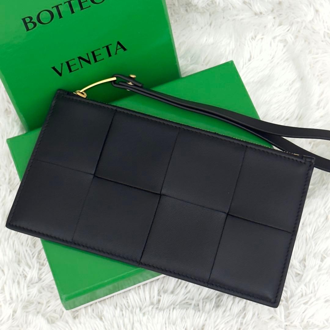 RFID built in BOTTEGA VENETA cassette fragment case