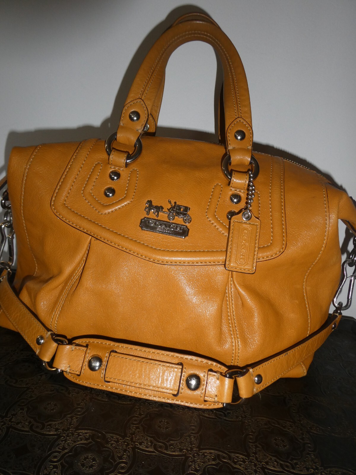 COACH Leather Women F1071-14318 Leather Tan Fashion Bag