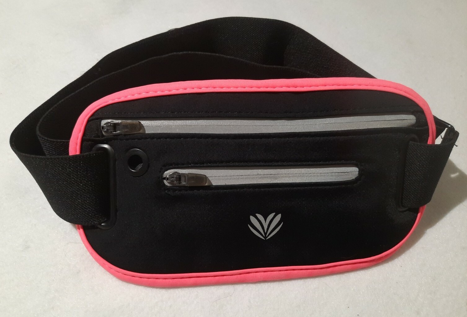 Forever 21 Workout Waistband Fanny Pack Adjustable Strap