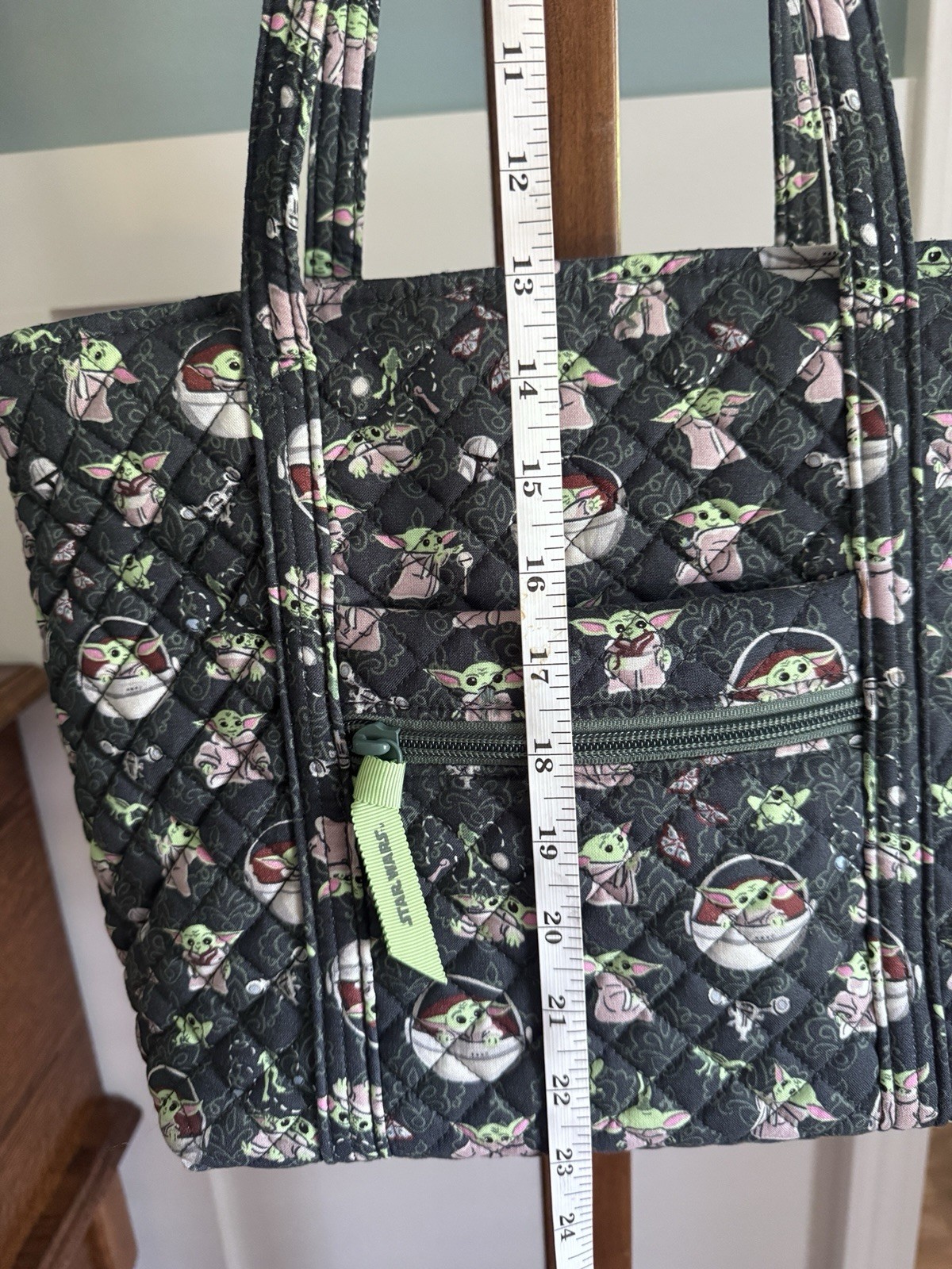 Vera Bradley Star Wars Grogu Medallion Baby Yoda Small Tote Purse Bag