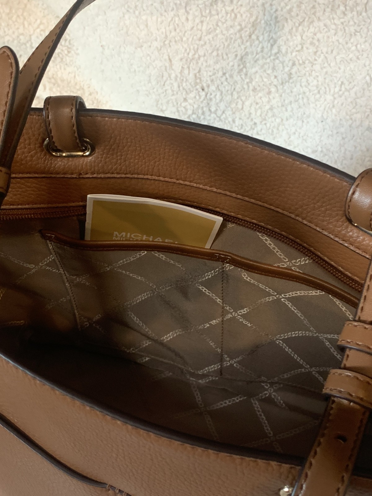 Michael Kors Bedford Medium Top Zip Pocket Tote New