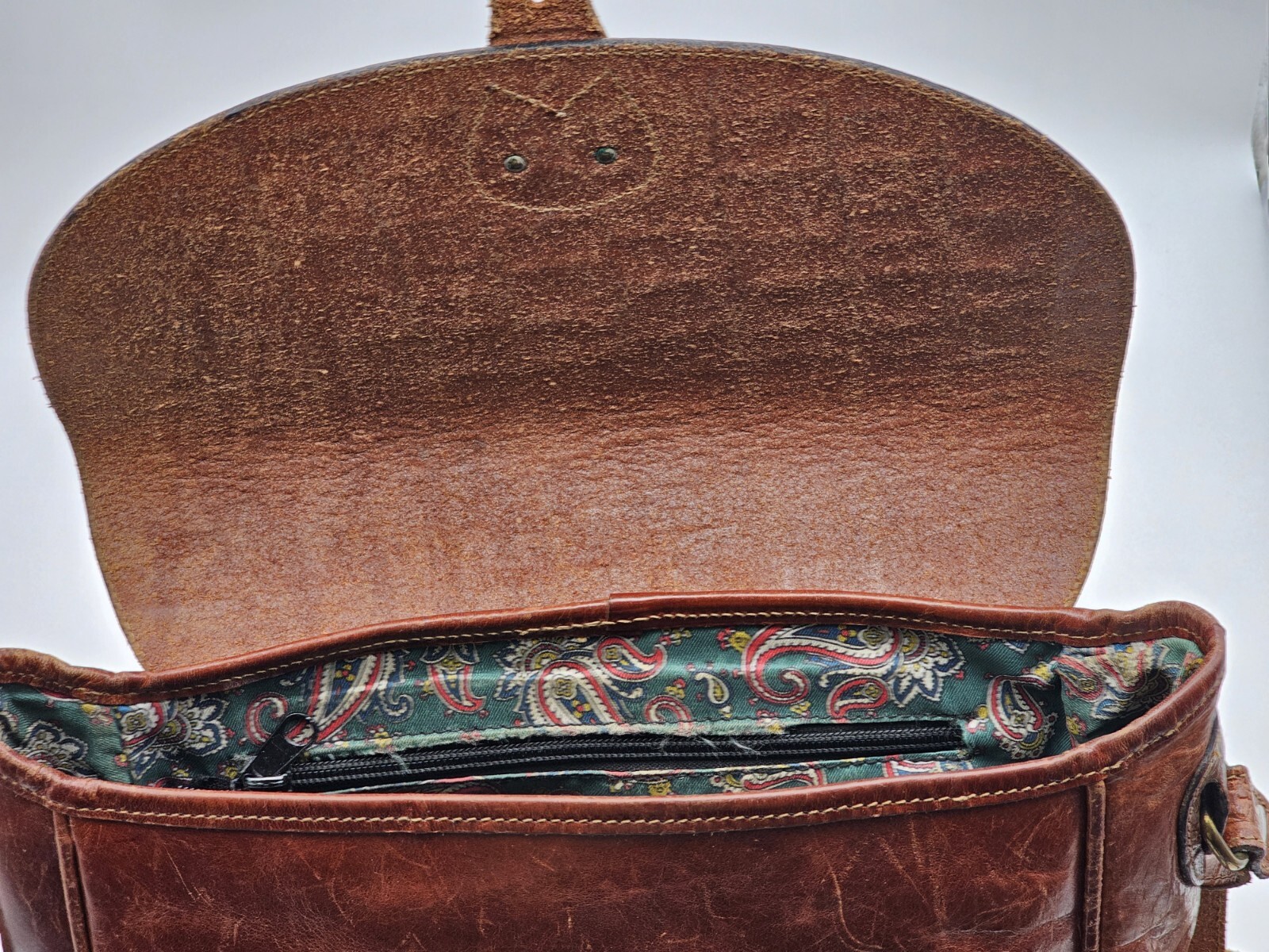 Vintage 80s El Campero Croc Embossed Brown Leather Fold Over Bag Satchel Strap