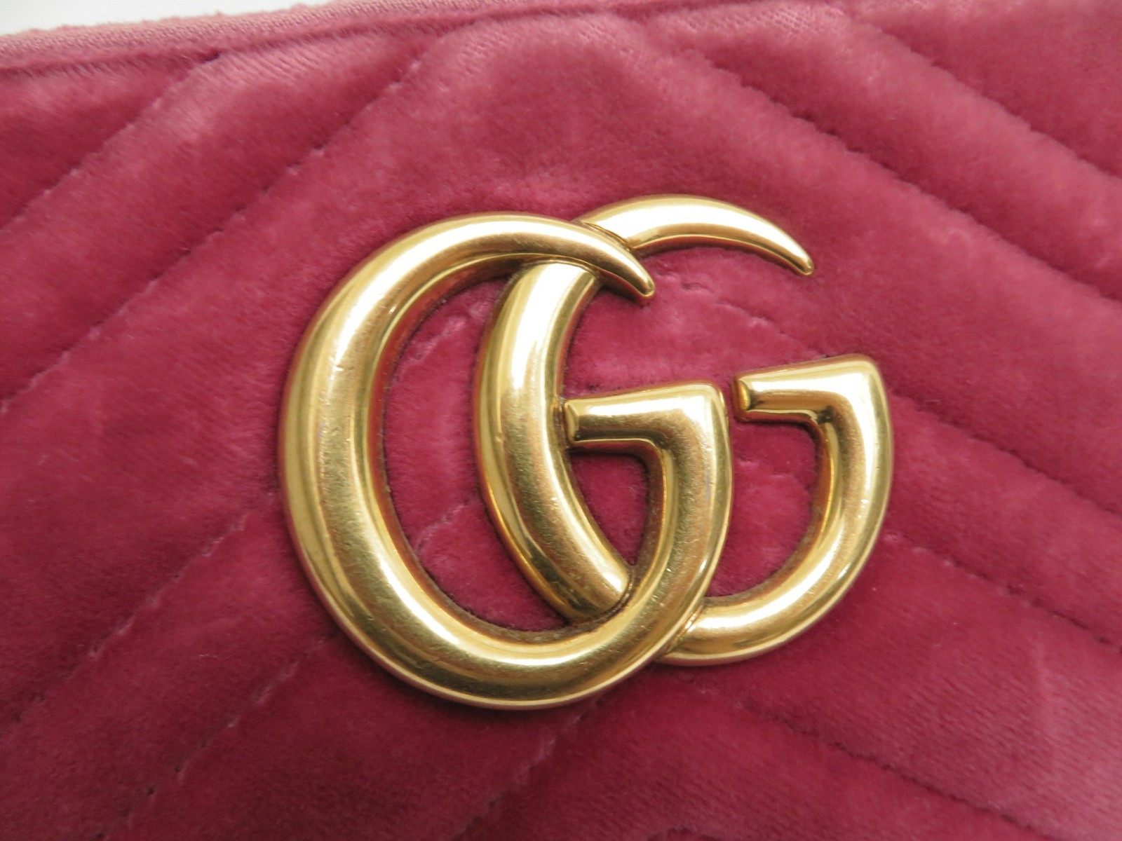 Authentic Gucci GG Marmont V Stitch Suede Chain Crossbody Shoulder Bag I#46131