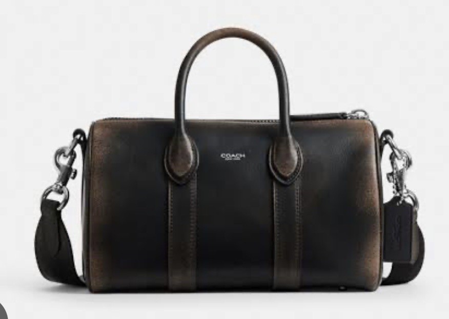 BRAND NEW COACH LOVED LEATHER COMPASS 25