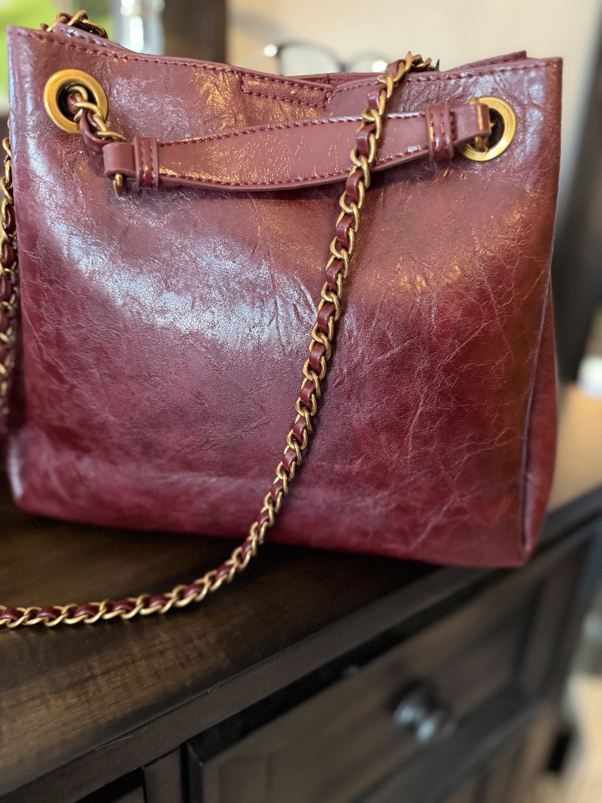 Large Capacity Crossbody Faux Leather Single Shoulder/Handbag Maroon Chain Strap
