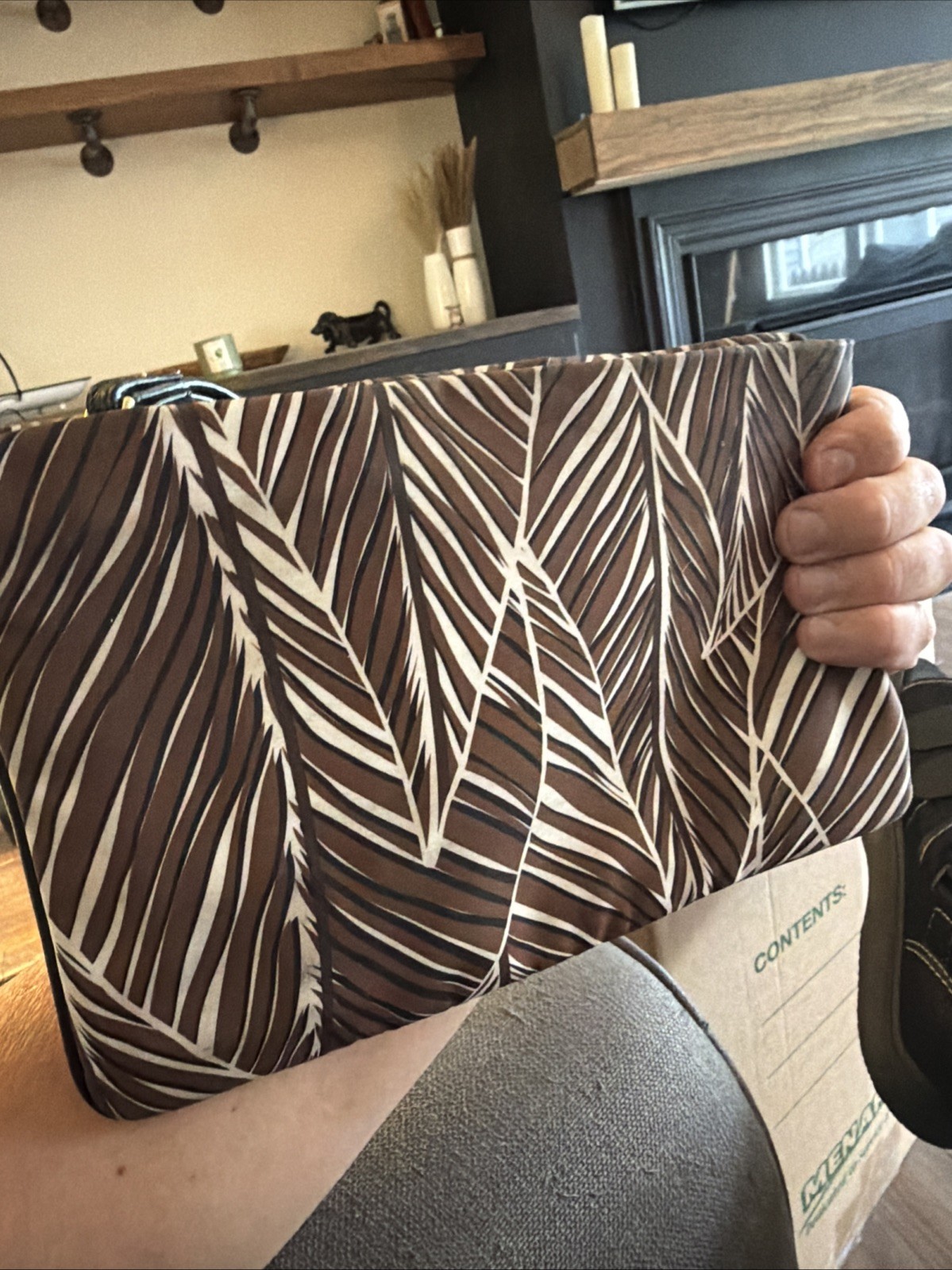 Vera Bradley Zippered Wristlet Clutch RFID Brown Banana Leaves Nylon Tropical