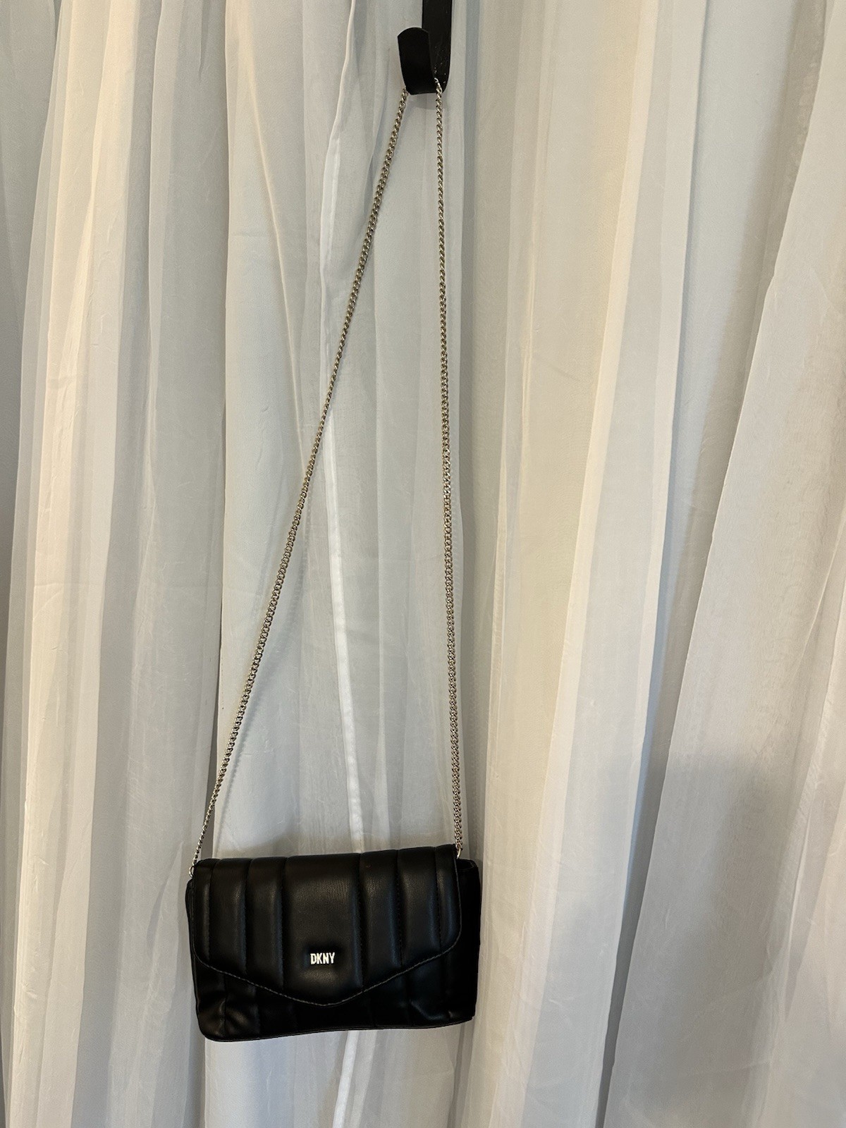 DKNY Black Quilted Shoulder Bag With Gold Chain Strap